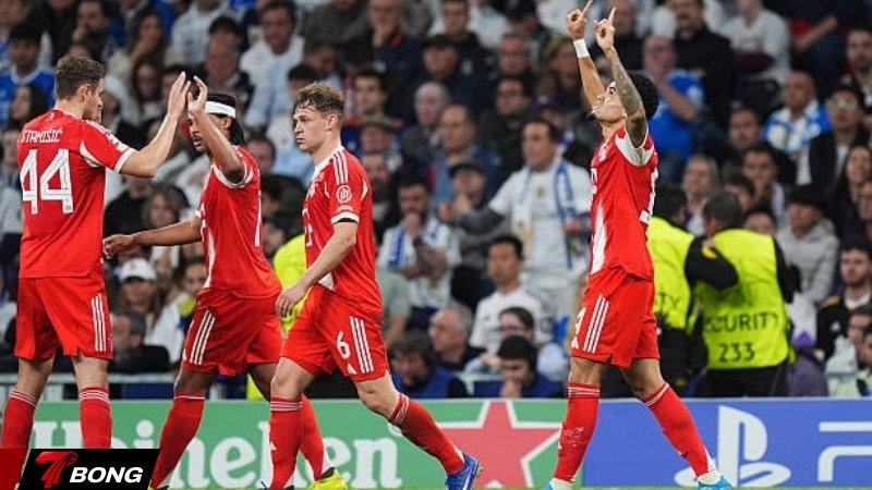 Bayern Munich đánh bại Real Madrid 2-1.
